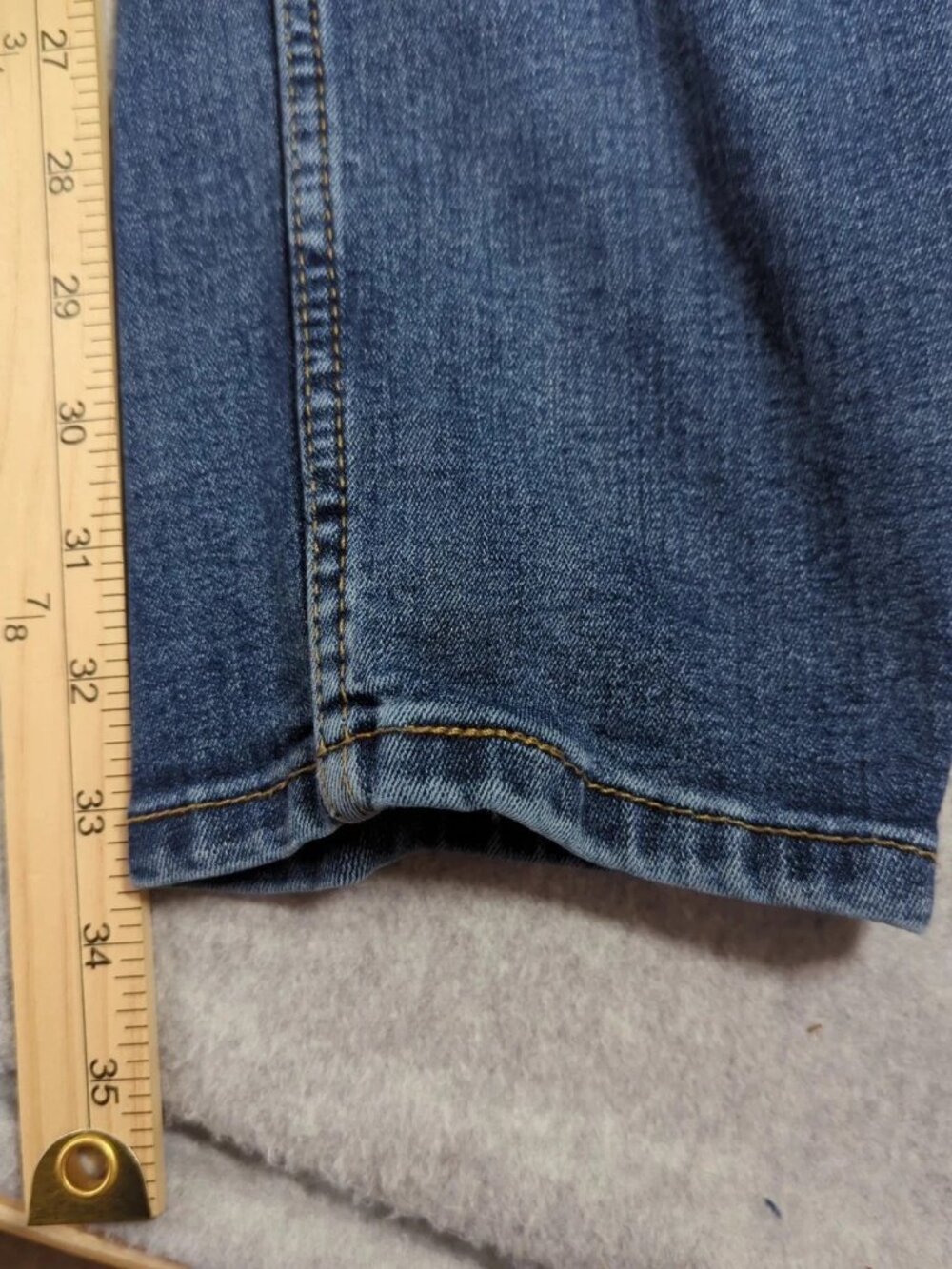 Levi's 511 Jeans Men's 34x34 Blue Denim Slim Fit Medium Wash - Picture 6 of 9